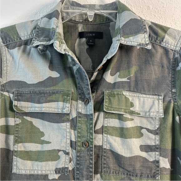 J.Crew Women’s Utility Military Camo Shirt Button Down Green Gray Size 0 Boy Fit - Picture 2 of 10